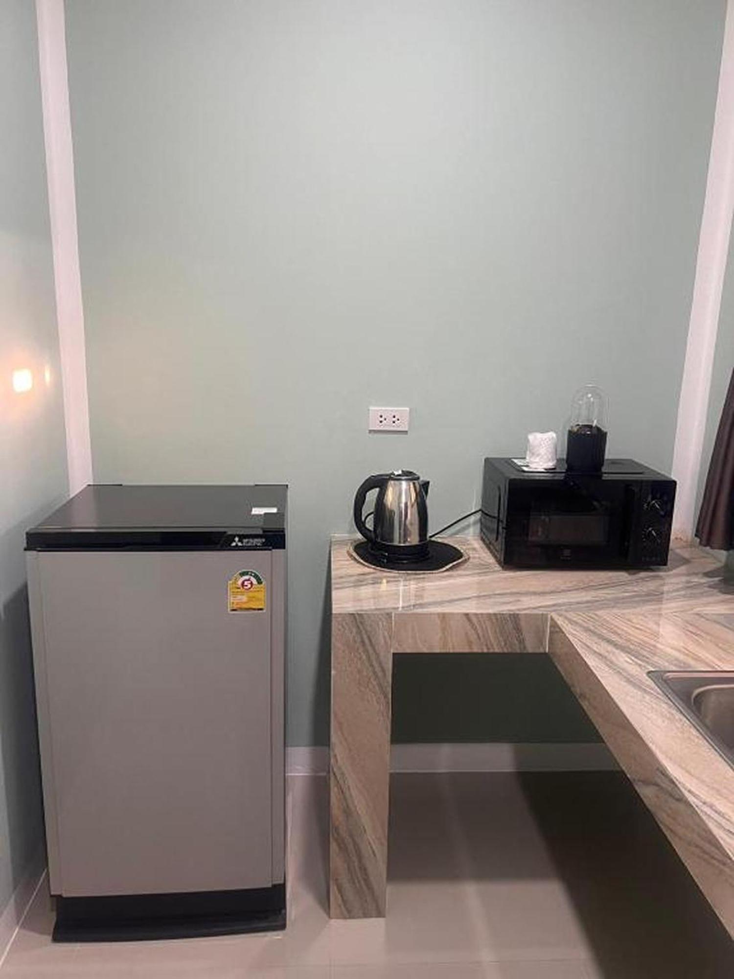 J & Ariya Hotel Near Samui Airport And Koh Phangan Pier 보풋 외부 사진